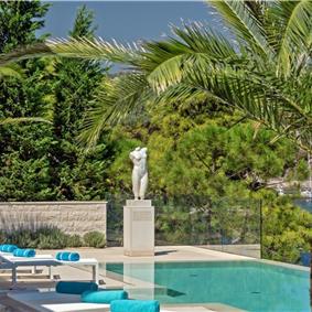 Luxury 6 Bedroom Brac Island Beach Front Villa With Heated Infinity Pool and lift near Sumartin sleeps 12